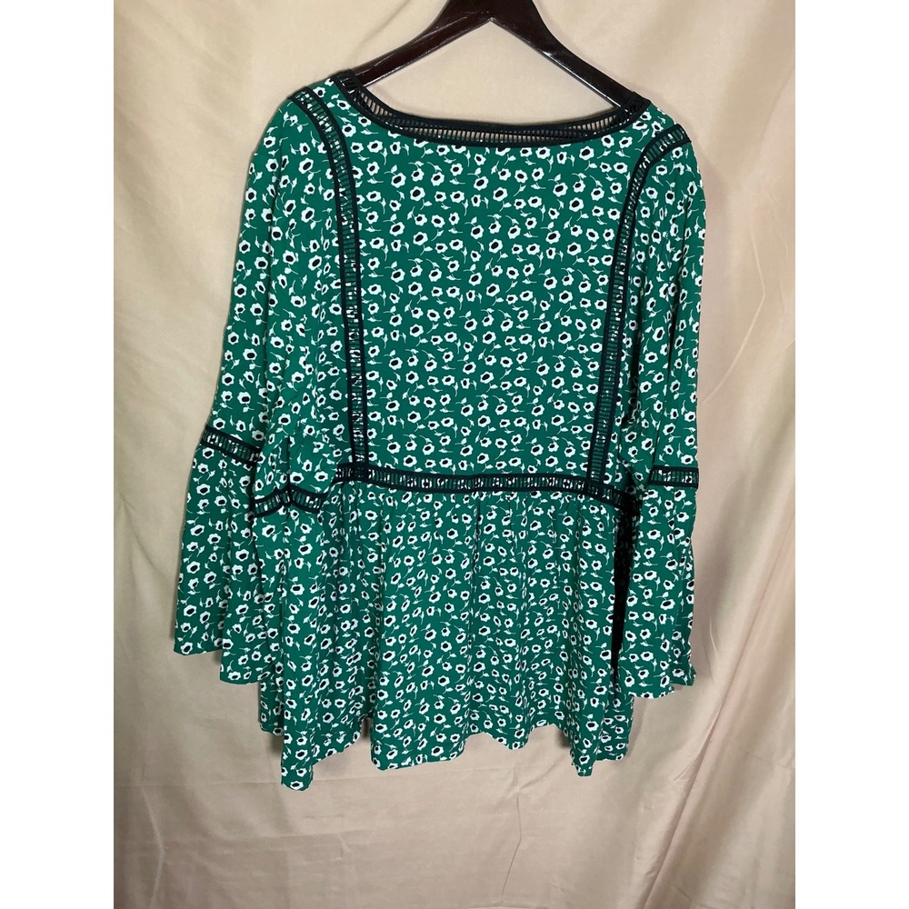 Avenue Floral Blouse Womens 22/24 Green Excellent Crochet Trim Bell Sleeve Boho - Picture 10 of 12